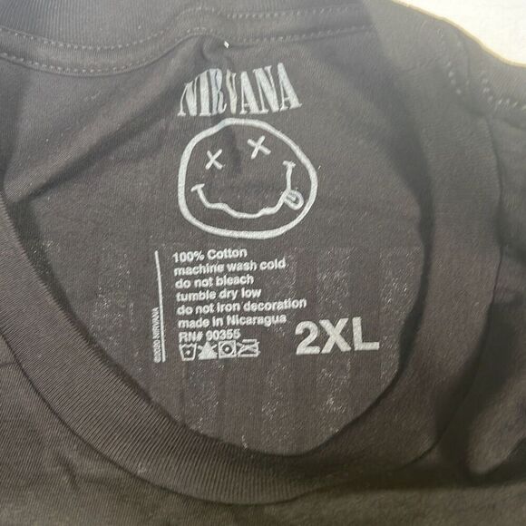 Nirvana smiley face double sided graphic print band concert T-shirt NWOT Men 2XL - Picture 4 of 5